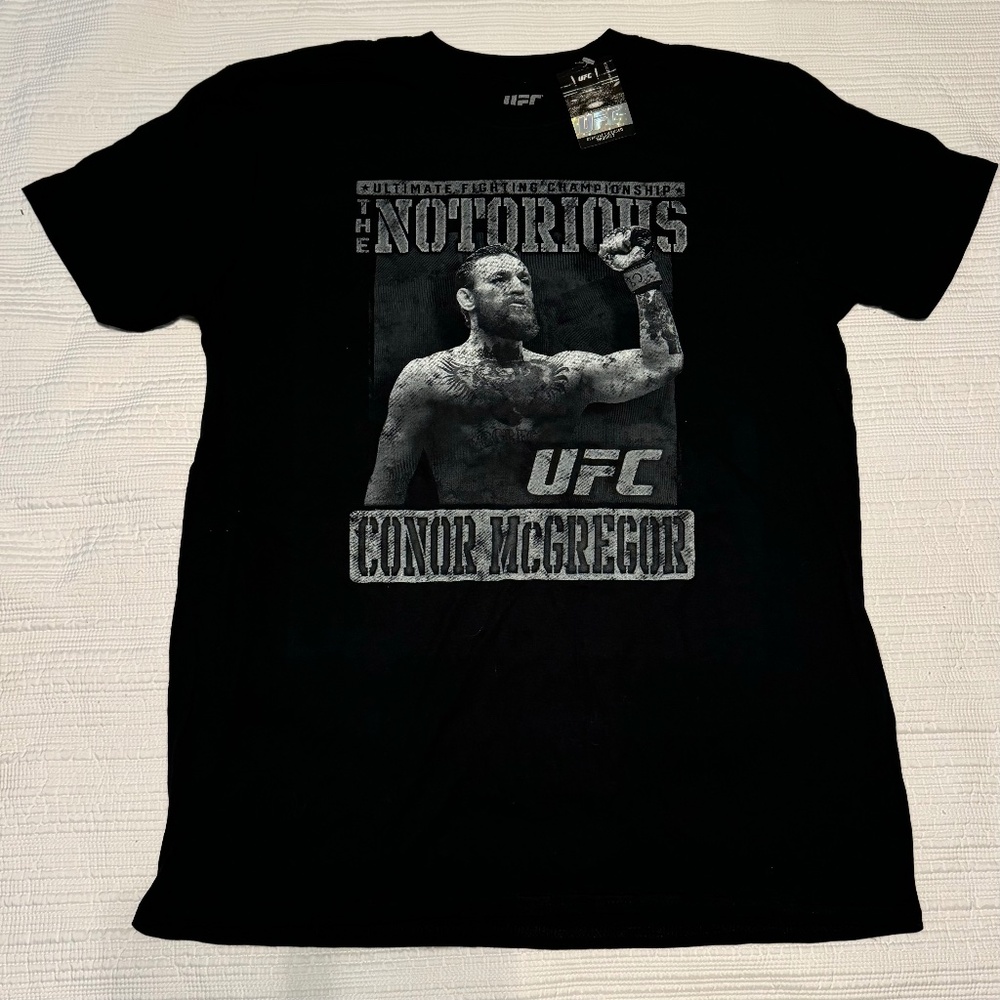 Conor McGregor UFC black t-shirt size Large